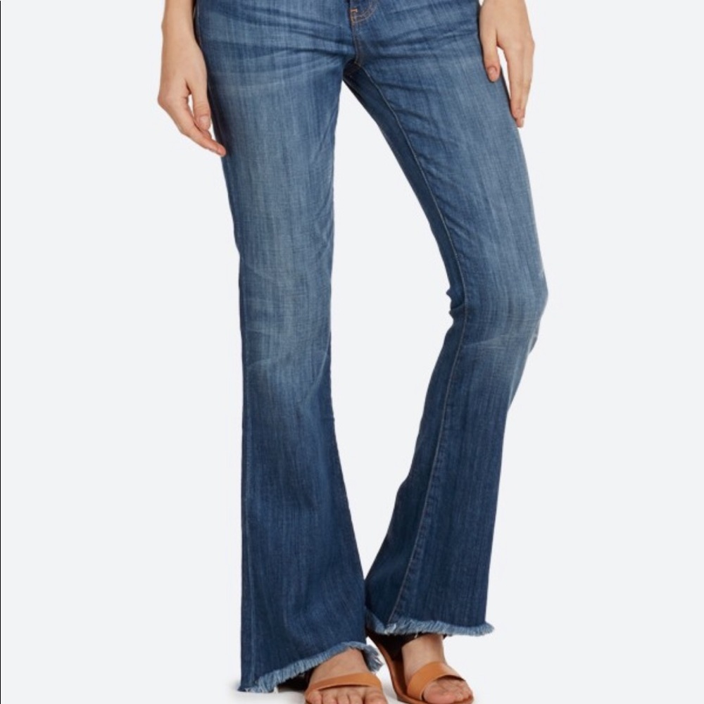 Current/Elliot Flared Jeans